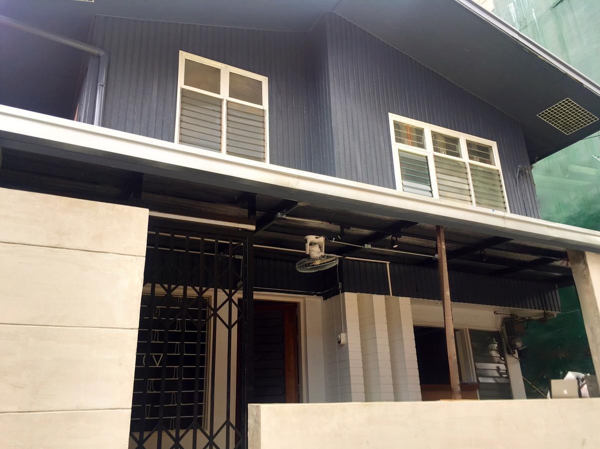 The Hub District Hostel And Dorm ماكاتي المظهر الخارجي الصورة